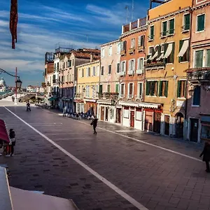  Appartamento Superior In Via Garibaldi By Bricola